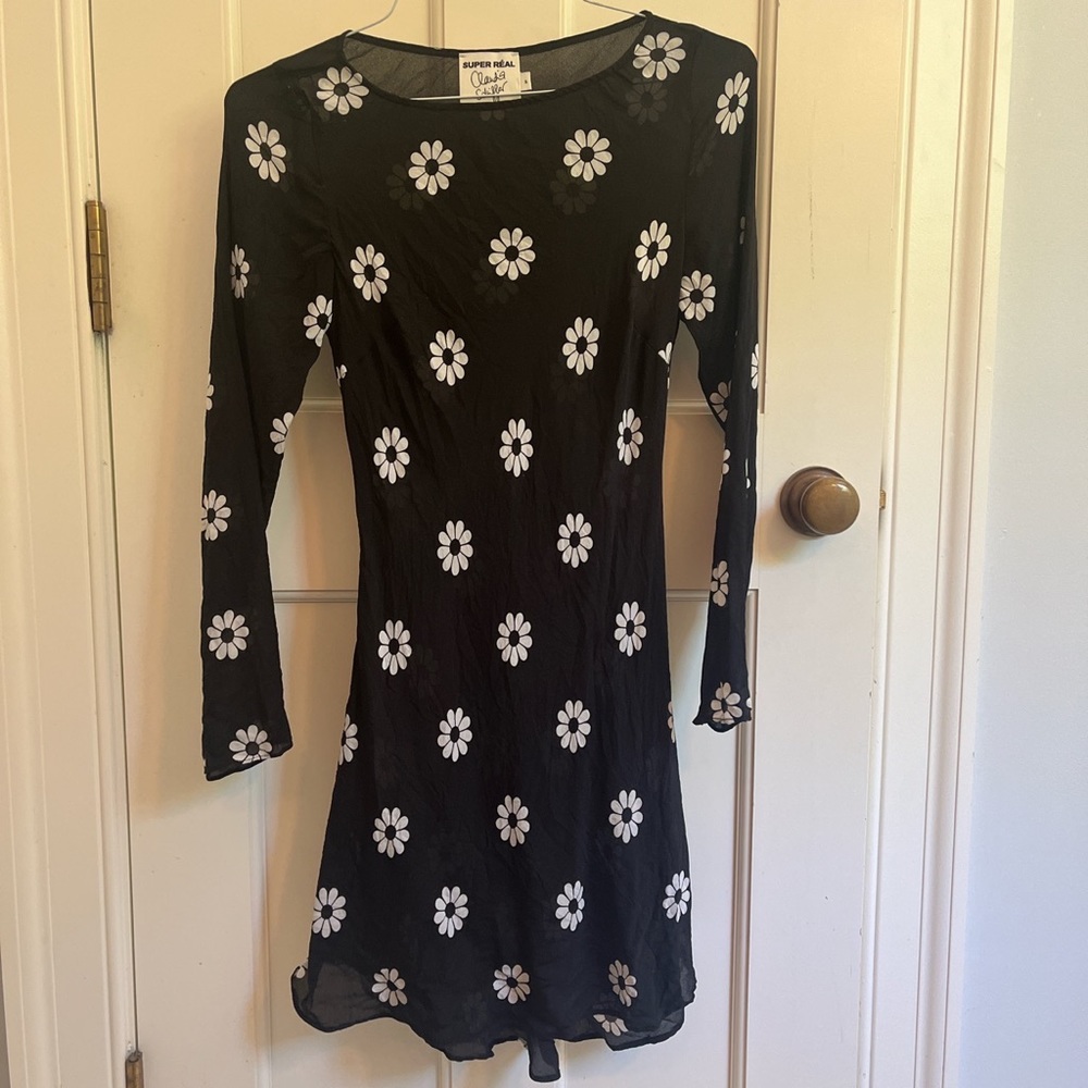 Réalisation Par - The Cosima Dress in 90’s Daisy